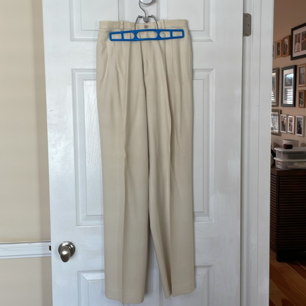 Women's Banana Republic Pants Cream - Picture 6 of 6